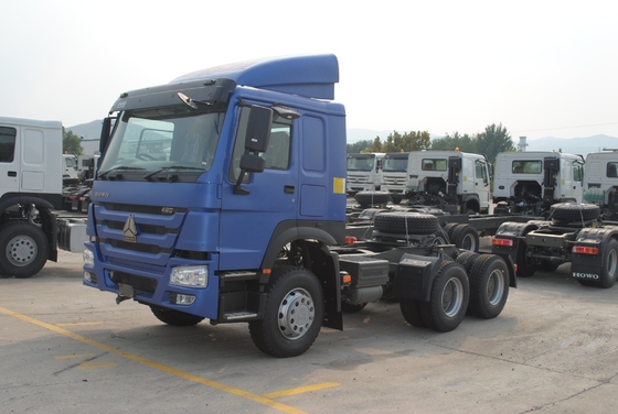 Продайте трактор Sinotruk с стандартом выбросов Euro 2 5600x2300x1500