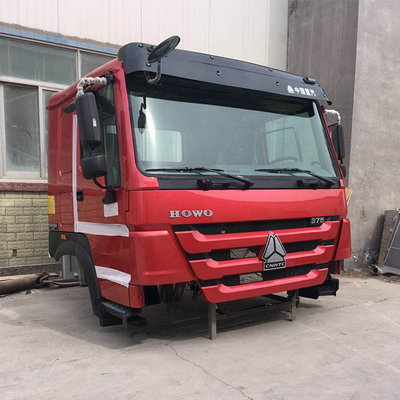 Красная высокая кабина 2 кровати Sinotruk Вождение грузовика трактор с производством