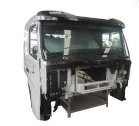 Красная высокая кабина 2 кровати Sinotruk Вождение грузовика трактор с производством