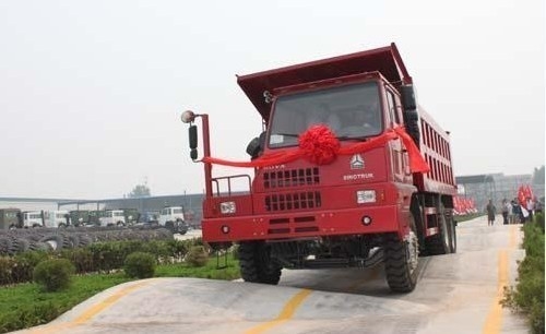70 тонн ZZ5707S3640AJ HOWO Шахтный мусоровоз с ручной трансмиссией