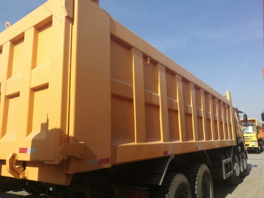 Тяжелый грузовик Sinotruk HOWO с ручной коробкой передач