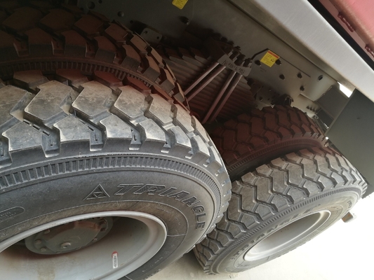 Sinotruk HOWO Дамповые грузовики Тяжелые грузовики 5800*2300*1500 мм с потреблением